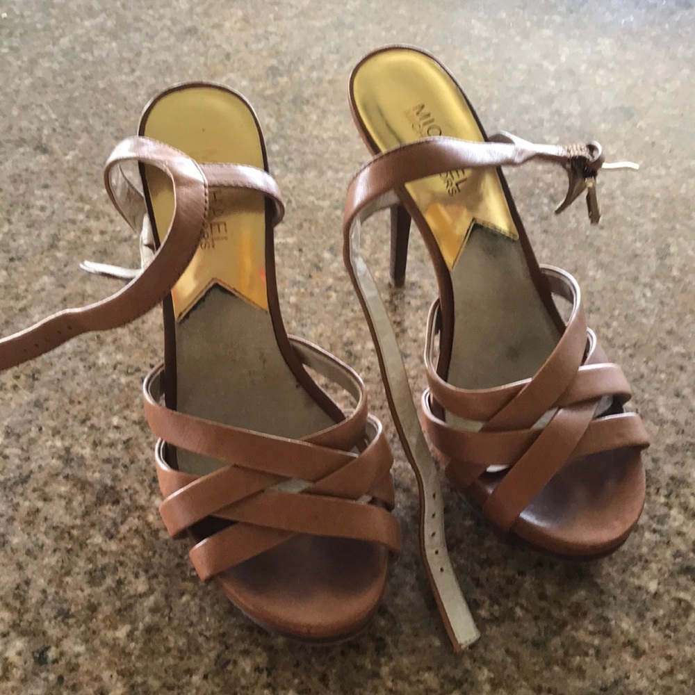 Michael Kors heel